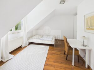 Schlafzimmer 1 OG