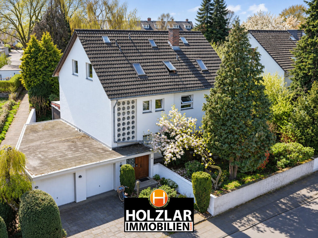 GROßZÜGIG WOHNEN IN BONN HOLZLAR - FREISTEHENDES MEHRGENERATIONENHAUS AUF PARKÄHNLICHEM GRUNDSTÜCK — Bonn