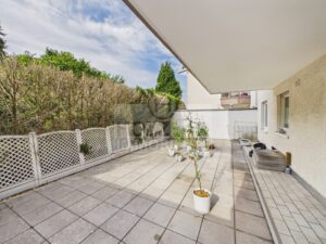 Große Süd-Terrasse
