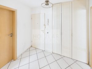 Diele mit Einbauschrank