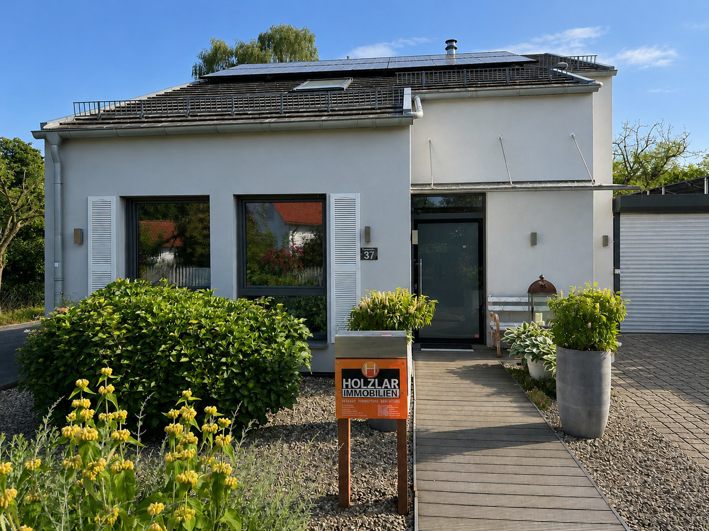 HOLZLAR Immobilien Hauptsitz Bonn